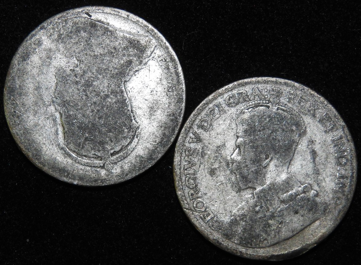 Couple-25-Cent-Lowball-Coins